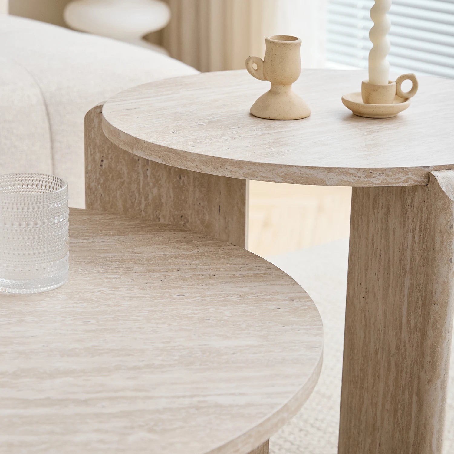 Table basse gigogne ronde en bois design scandinave