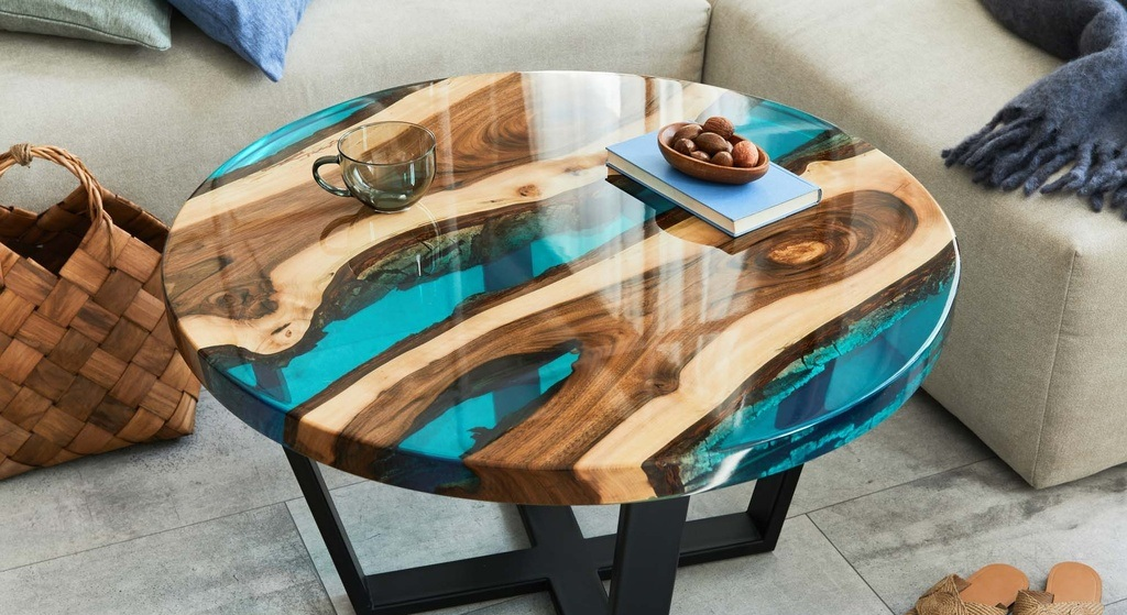 Fabriquer une table basse avec de la résine : guide complet