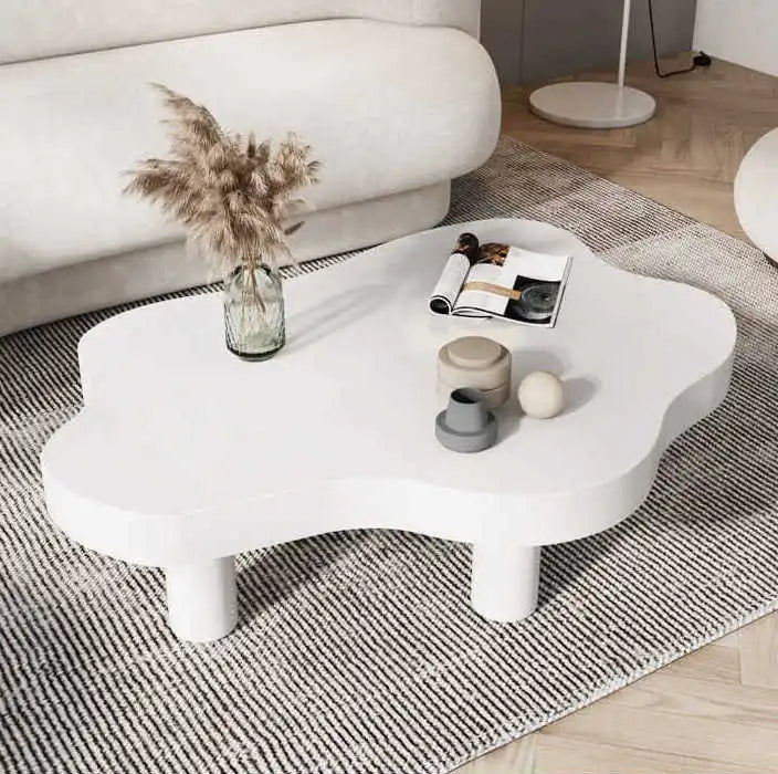 Table basse en bois massif forme nuage design